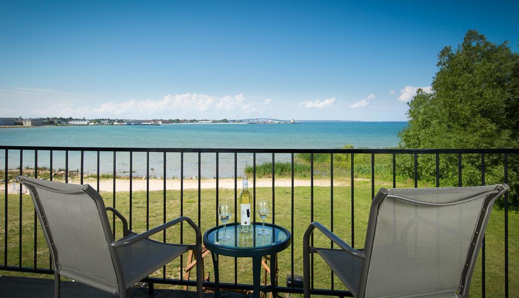 Clearwater Lakeshore Motel Mackinaw City Kamer foto