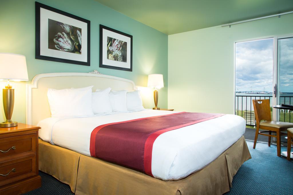 Clearwater Lakeshore Motel Mackinaw City Buitenkant foto