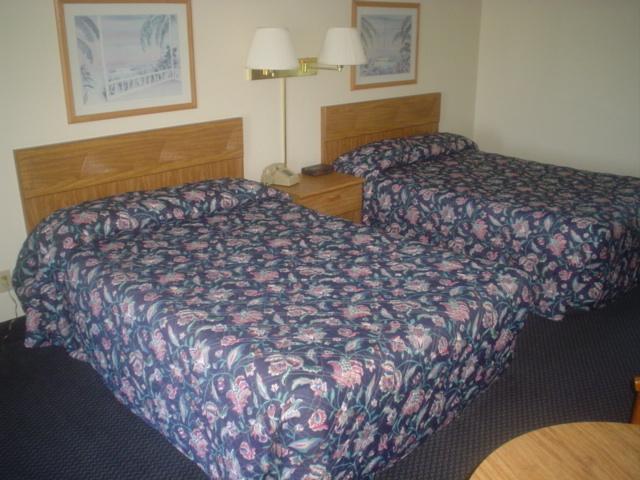 Clearwater Lakeshore Motel Mackinaw City Kamer foto
