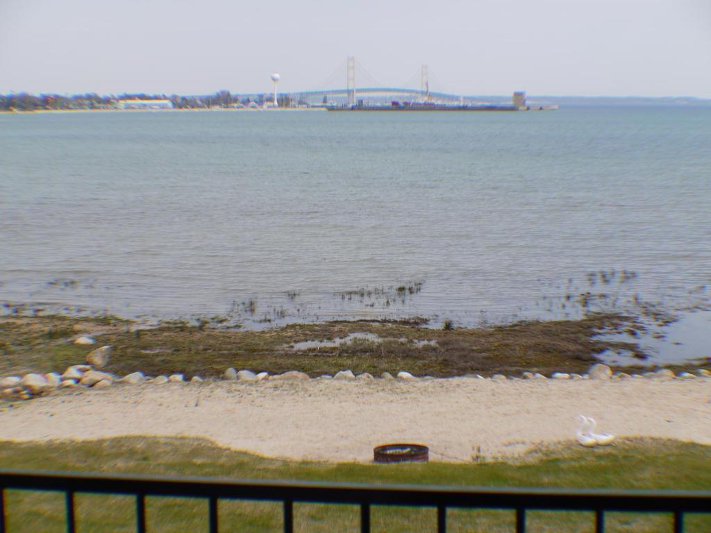 Clearwater Lakeshore Motel Mackinaw City Kamer foto